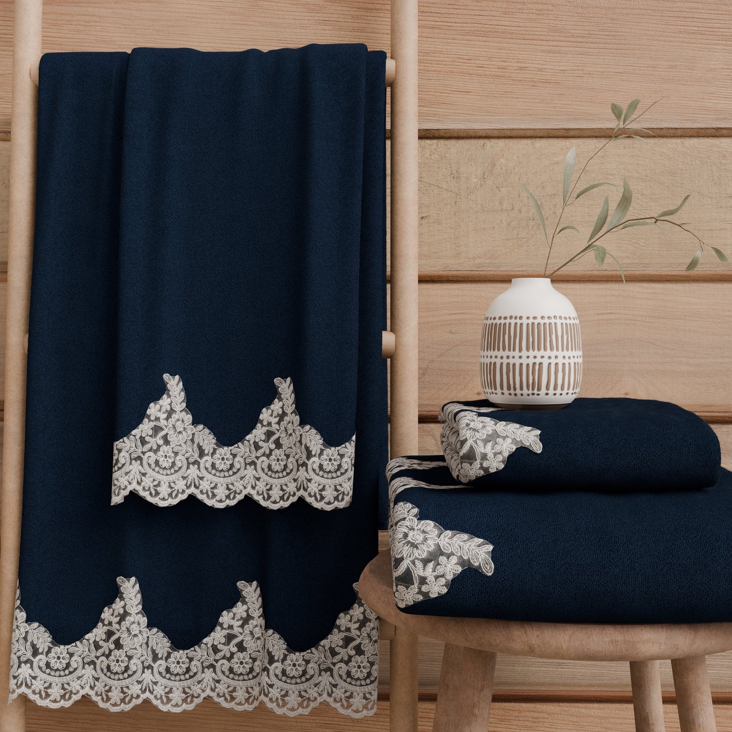 Asciugamani Bagno in Spugna in Pizzo Chantilly Blu