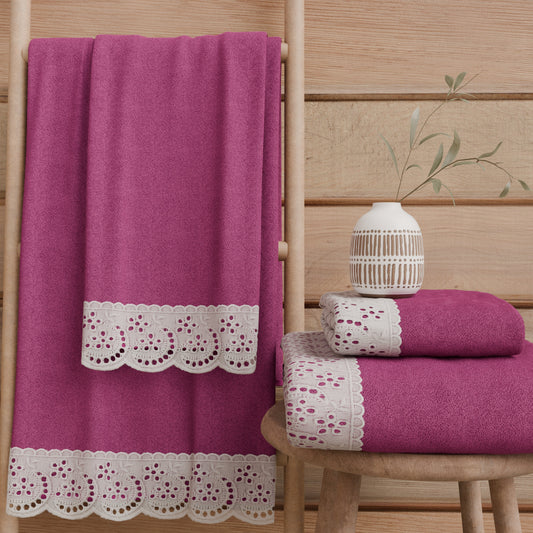 Asciugamani Bagno in Spugna in Pizzo Sangallo Fuxia